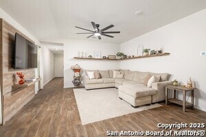 1708 Chianti Pass in Canyon Lake, TX - Building Photo - Building Photo