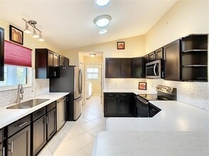 2423 Ansley Path in the Villages, FL - Building Photo - Building Photo