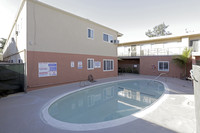 Southwood Apartments in Lakewood, CA - Building Photo - Building Photo