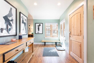 2542 Pine St in Boulder, CO - Foto de edificio - Building Photo