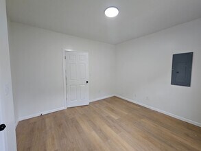 1259 Chartiers Ave in Pittsburgh, PA - Building Photo - Building Photo