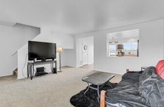 2209 E 111th Dr in Northglenn, CO - Building Photo - Building Photo