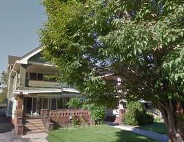 2835 Avondale Ave, Unit 1 in Cleveland Heights, OH - Building Photo