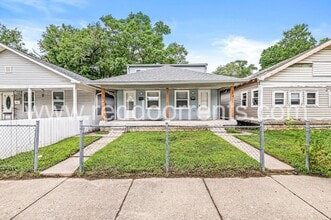 970 Edgemont Ave in Indianapolis, IN - Building Photo - Building Photo