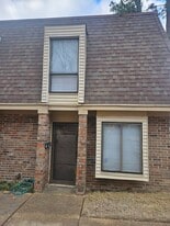 6561 Poplar Woods Cir E in Germantown, TN - Building Photo