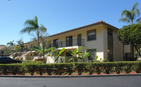 The Oakwood Apartments in Boca Raton, FL - Foto de edificio - Building Photo