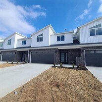 460 Azurite Rd in Centerton, AR - Building Photo