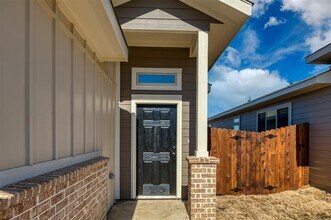 621 Fallow Dr in Venus, TX - Building Photo - Building Photo