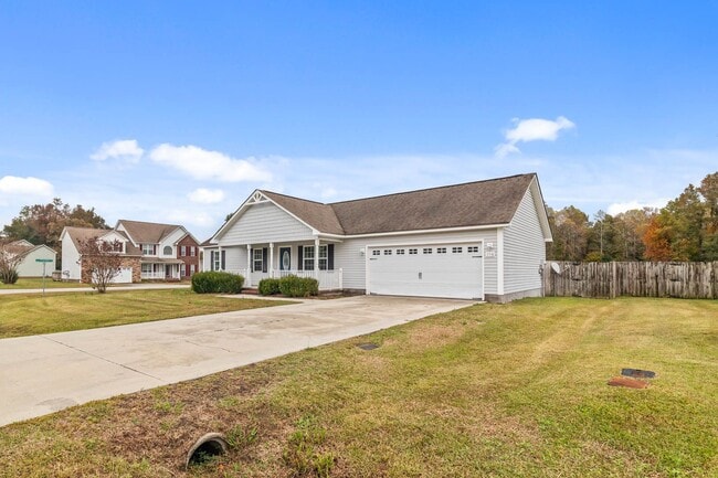 156 Louie Ln in Jacksonville, NC - Building Photo - Building Photo