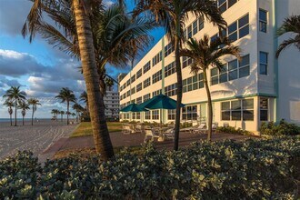 1801 S Surf Rd in Hollywood, FL - Building Photo - Building Photo