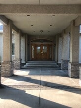 3315 NW Canal Blvd in Redmond, OR - Building Photo - Building Photo