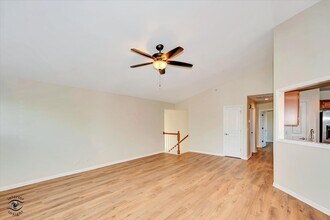 1471 Crimson Ln in Yorkville, IL - Building Photo - Building Photo