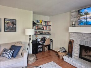 1332 E Bailey Rd in Naperville, IL - Building Photo - Building Photo