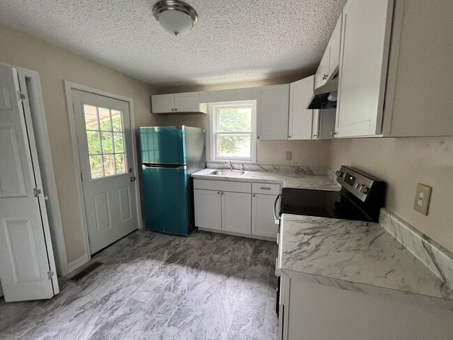 6017 Robertson Ave in Nashville, TN - Building Photo - Building Photo