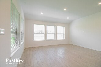 4222 Redford Valley Rd in Rosharon, TX - Building Photo - Building Photo