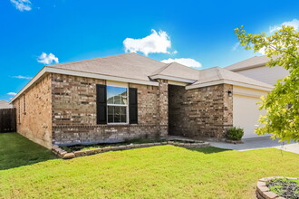 128 Feverbush Dr in Fate, TX - Building Photo - Building Photo