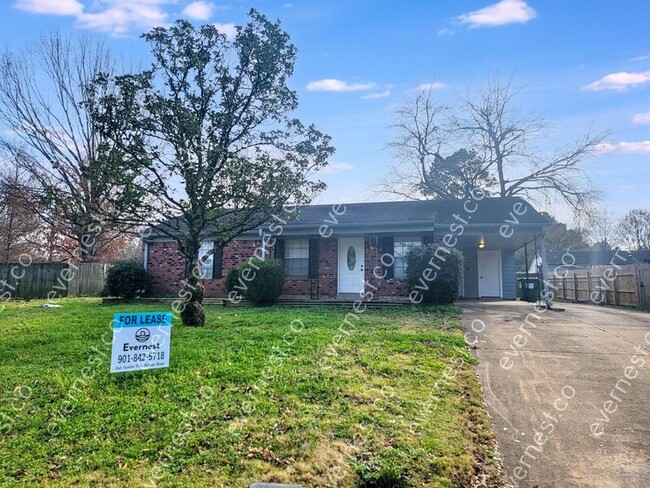 property at 2505 Hillcrest Cir
