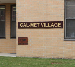 Cal-Met Village Apartments in Chicago, IL - Building Photo - Building Photo