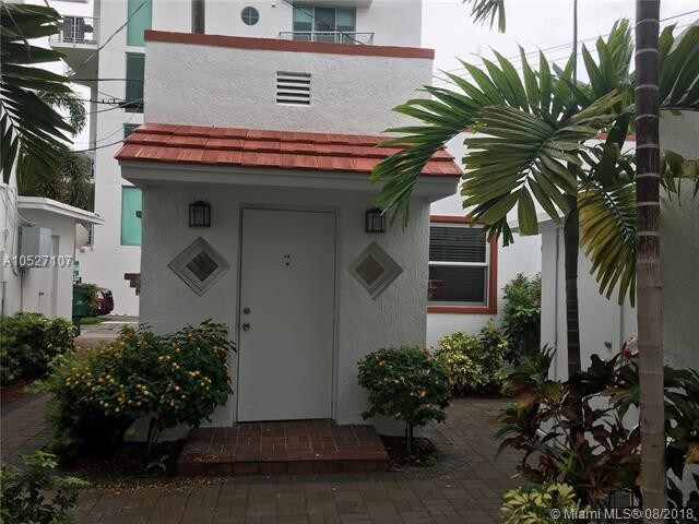 905 SE 2nd Ct-Unit -RW in Fort Lauderdale, FL - Building Photo - Building Photo