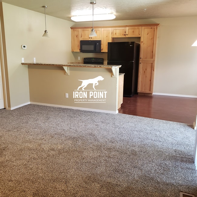 property at 886 N Bonsai Ln