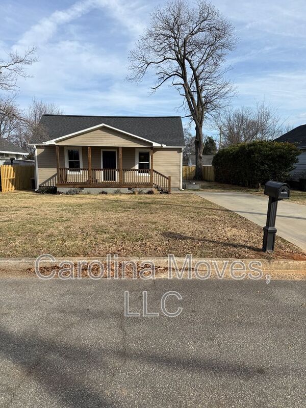 26 8th St in Greer, SC - Building Photo - Building Photo