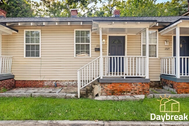 property at 1709 Le Grand St
