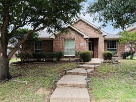 11956 Kingsville Dr in Frisco, TX - Building Photo