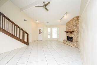 2623 Forestbrook Dr in Spring, TX - Building Photo - Building Photo
