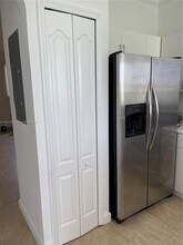 17720 NW 73rd Ave in Hialeah, FL - Building Photo - Building Photo
