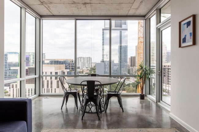 421 W 3rd St in Austin, TX - Building Photo - Building Photo