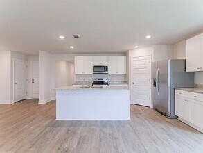 1962 Chickadee Wy in Tallahassee, FL - Building Photo - Building Photo