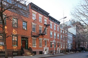 21-23 Bethune St in New York, NY - Building Photo