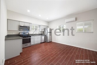 1310 Breeze St in Oceanside, CA - Building Photo - Building Photo