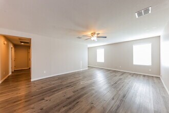 83 6th Ave W in Buckeye, AZ - Building Photo - Building Photo