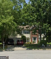 1672 Taylor Oaks Ridge in Lawrenceville, GA - Building Photo