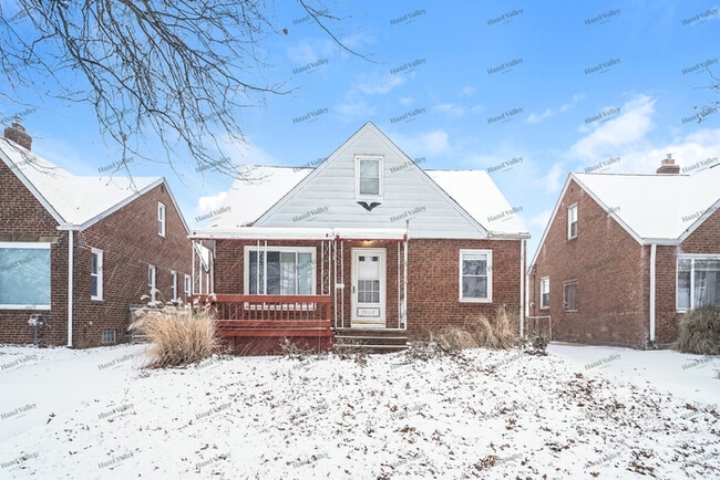 property at 5939 Hodgman Dr