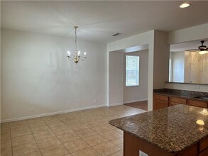 7710 15th St in Vero Beach, FL - Foto de edificio - Building Photo