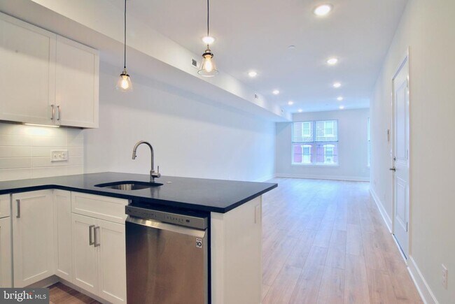 2132 N 2nd St in Philadelphia, PA - Building Photo - Building Photo