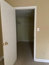 382 Homeland Southway, Unit 2A in Baltimore, MD - Building Photo - Building Photo