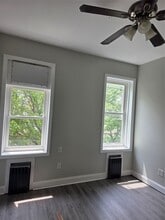 193-14 Jamaica Ave in Queens, NY - Building Photo - Building Photo