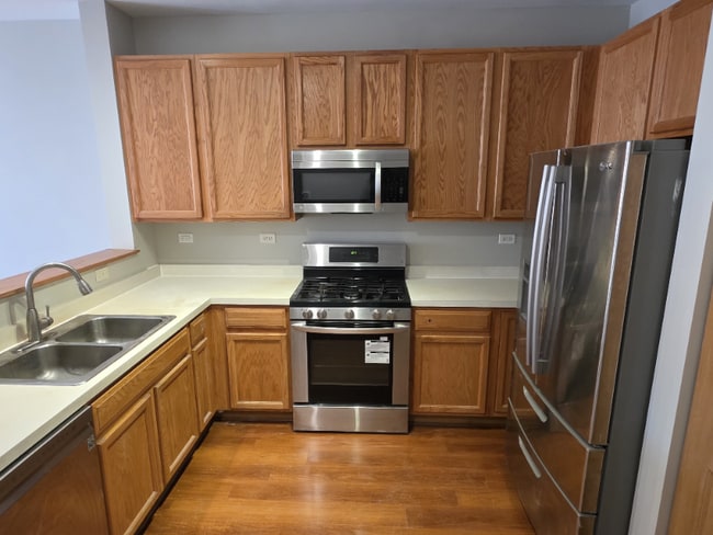 2410 Oneida Ln in Naperville, IL - Building Photo - Building Photo