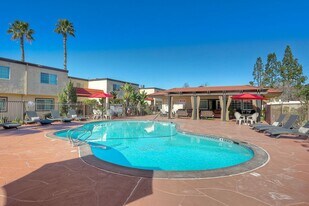 La Roca Plaza in Santee, CA - Building Photo