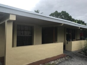 1640 NW 9th Ave in Fort Lauderdale, FL - Foto de edificio - Building Photo