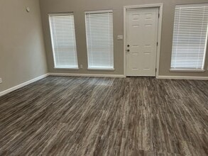 220 St Croix Dr in Pointblank, TX - Building Photo - Building Photo