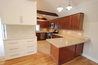 126 Washington St in Franklin, MA - Building Photo - Building Photo
