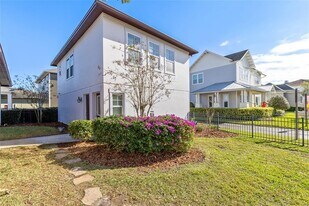 8410 Laureate Blvd in Orlando, FL - Building Photo