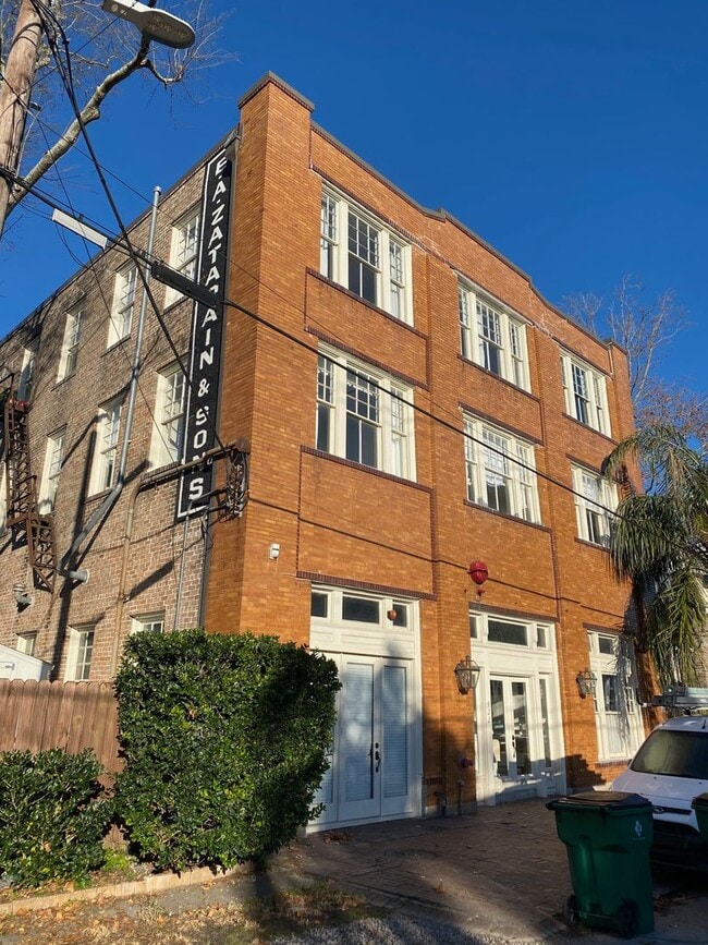 property at 920 Valmont St