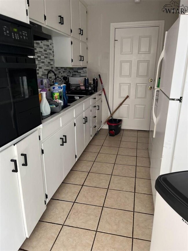 property at 301 Polk St