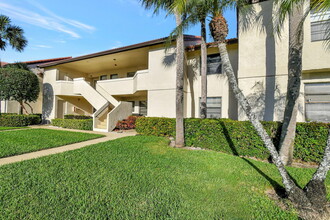 5883 Parkwalk Dr in Boynton Beach, FL - Building Photo - Building Photo