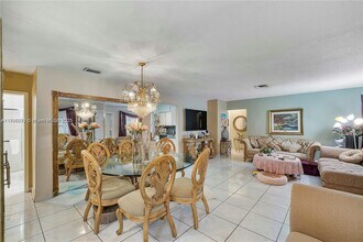 5831 Taylor St in Hollywood, FL - Building Photo - Building Photo